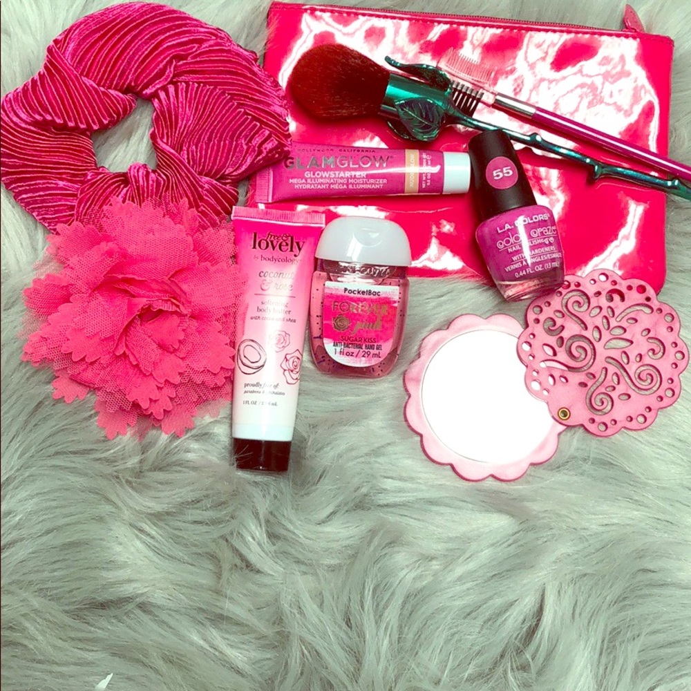 “Tickled pink” set... various products.
